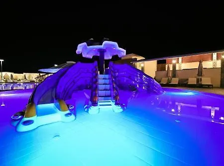 Ξενοδοχείο Aria 4*